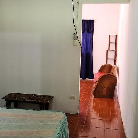 Alba Rent 2 Hotell Quepos Eksteriør bilde